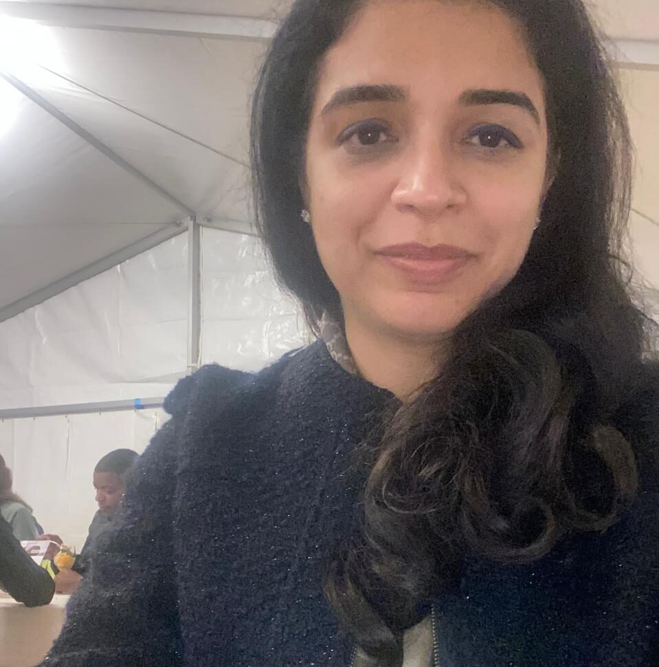 DR RADHIKA KAPUR